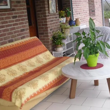펜션 Independant Avec Jardin Clos, Terrasse Et Wifi, Au Centre De Senlis, Animaux Acceptes - Fr-1-376-52