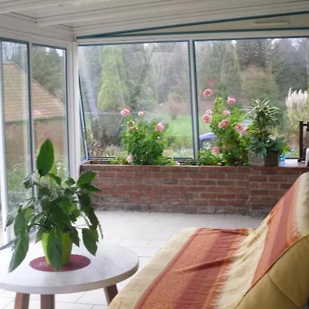 Independant Avec Jardin Clos, Terrasse Et Wifi, Au Centre De Senlis, Animaux Acceptes - Fr-1-376-52 펜션